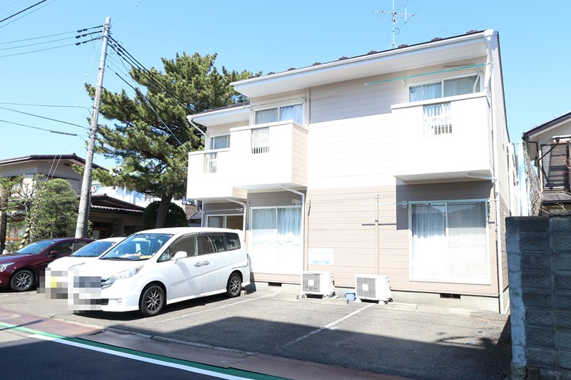 クレイドルヨコヤマ 駐車場