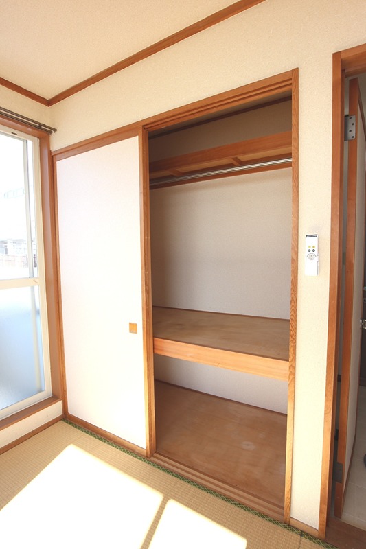 セルティ丸山 収納