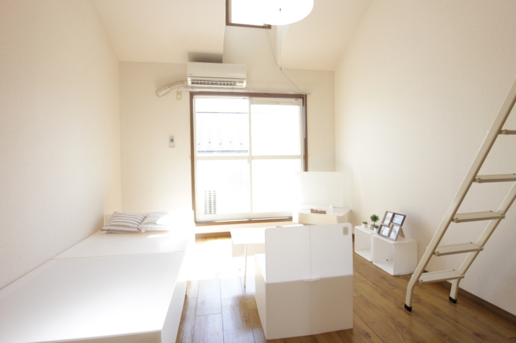 レジデンス川平 日当たり良好なお部屋※モデルルーム写真