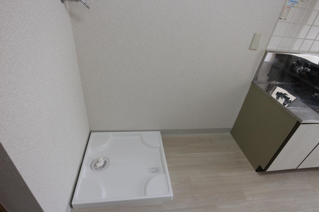宮城県仙台市青葉区米ケ袋２丁目 洗濯パン