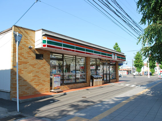 ジュンハイツ大和Ⅲ セブンイレブン仙台白萩町店（コンビニ）