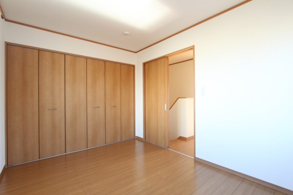 サンプラザファムリ白萩 ２F北居室