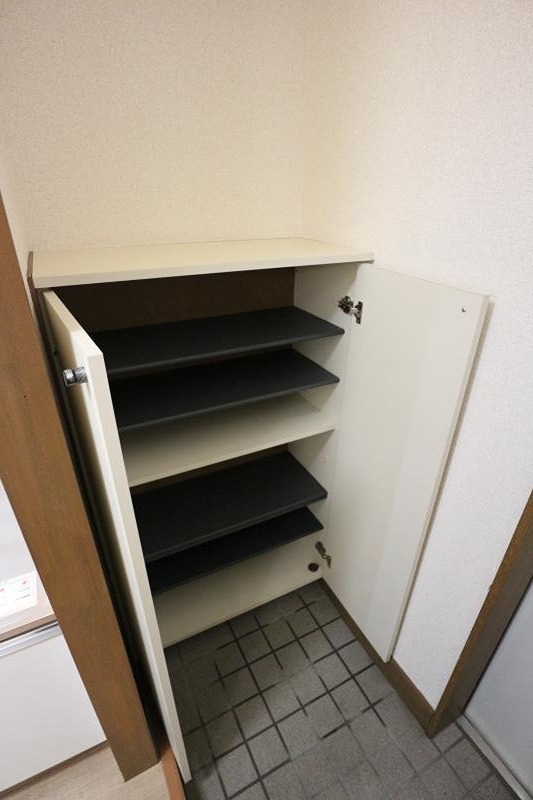 グランドルミエールⅡ 収納