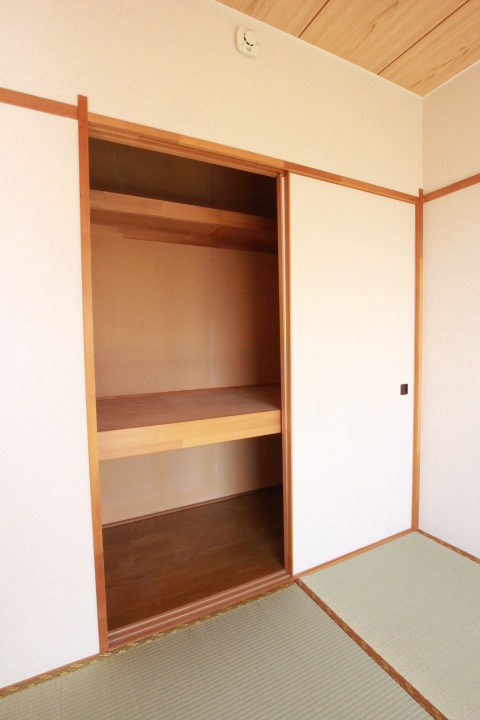 メゾンおーとり 収納