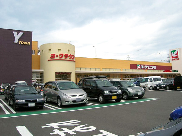 シェルブール壱番館 ヨークタウン市名坂（ショッピングセンター）