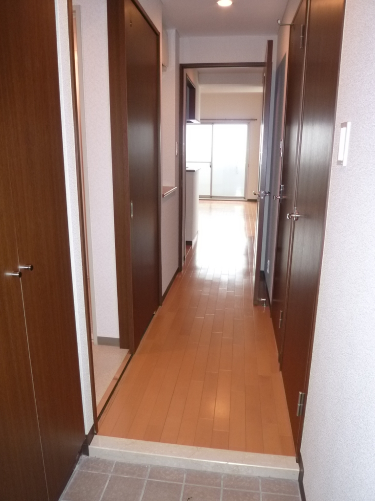 サングーテス志波町 玄関