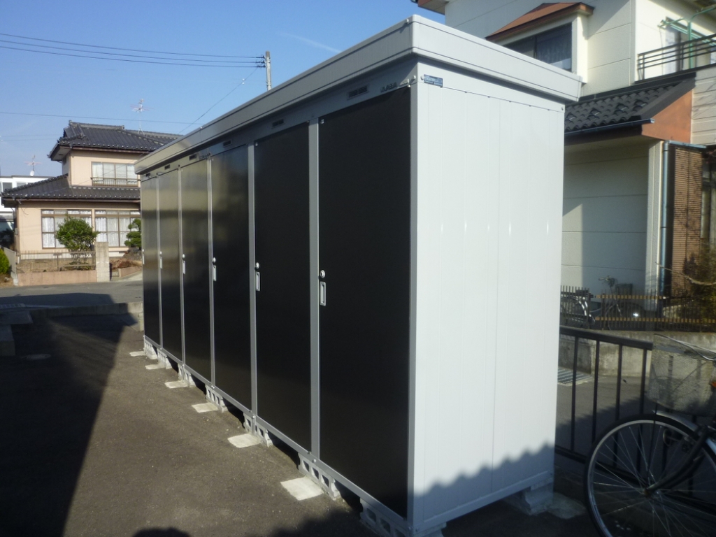 ウェルリット中田 外物置完備