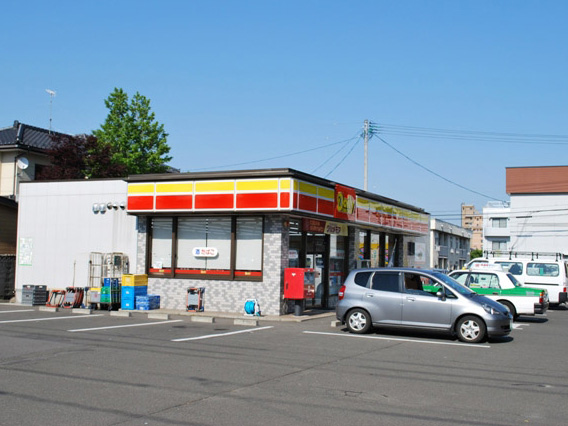 斎藤ハイツ デイリーヤマザキ仙台志波町店（コンビニ）
