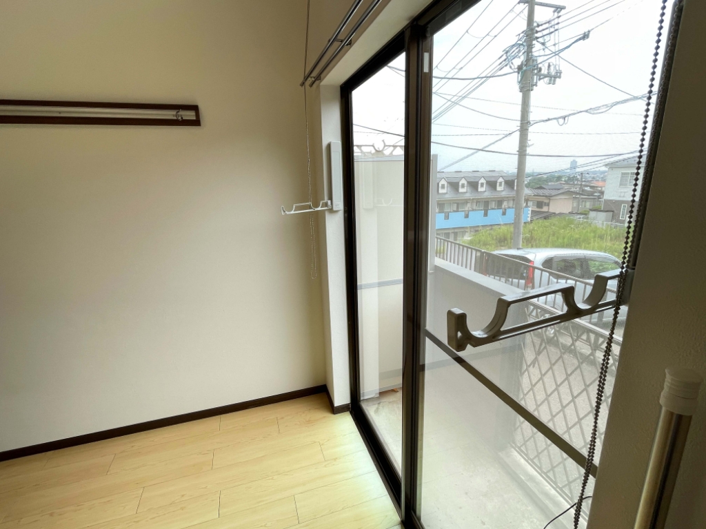 アクシス中山 室内物干し