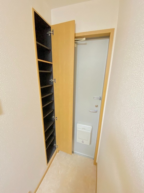 サンライズ小松島 シューズBOX