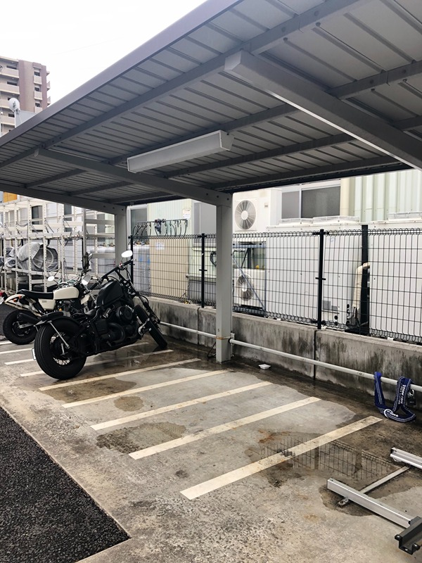 AURA六丁の目 バイク駐輪場