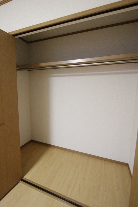 パセオプラシード南中山 収納